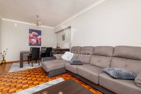 Apartamento t3 localizado no coração de terras de bouro.