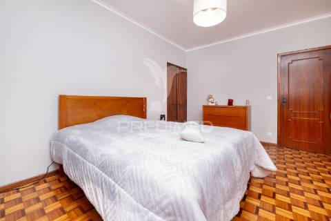 Apartamento t3 localizado no coração de terras de bouro.
