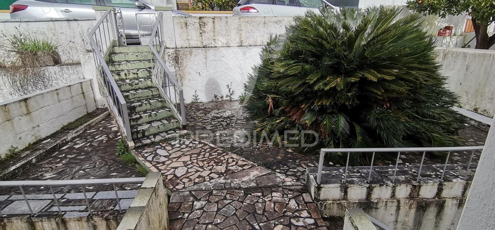 Moradia t3 no atalaião em portalegre