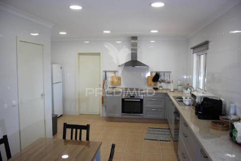 Quinta t9 com 7.000m2 em pontével, cartaxo.