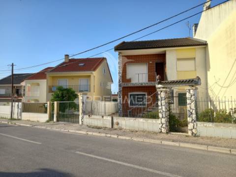 Moradia t3 alcochete