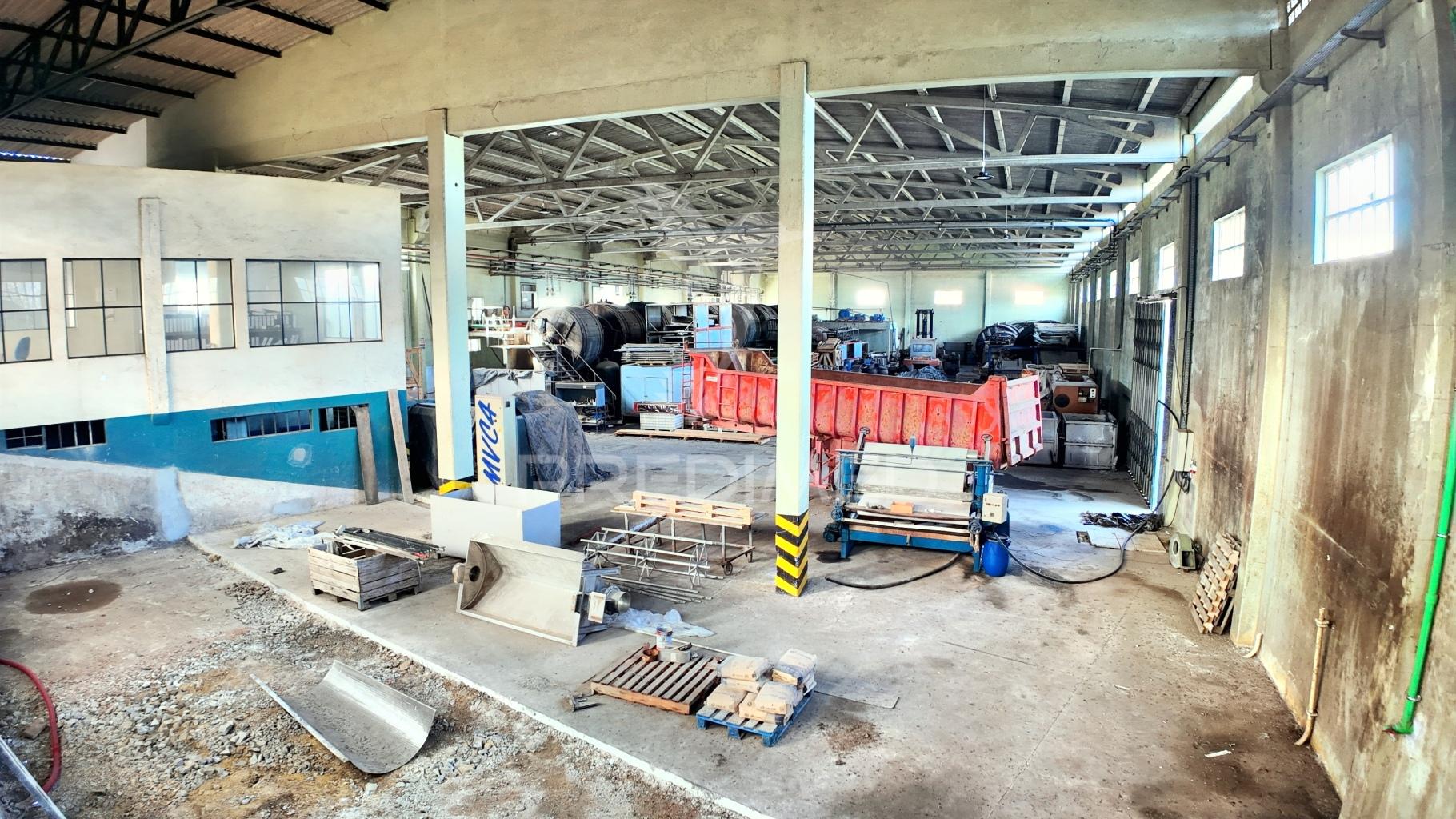 Oportunidade única: armazéns industriais em - alcanena!