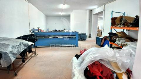 Oportunidade única: armazéns industriais em - alcanena!