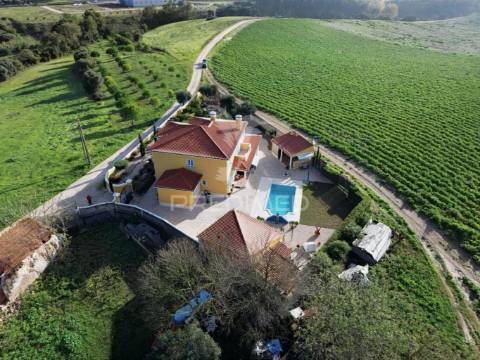 Moradia de luxo t5 na torre do bispo – perto de santarém