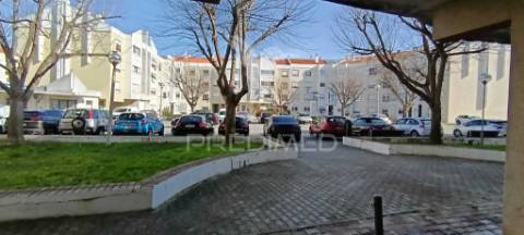 Apartamento t2 amplo na moita