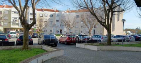 Apartamento t2 amplo na moita