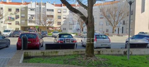 Apartamento t2 amplo na moita