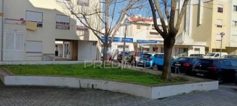 Apartamento t2 amplo na moita