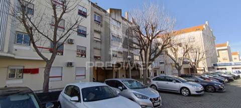 Apartamento t2 amplo na moita