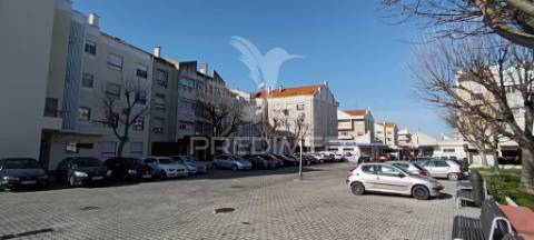 Apartamento t2 amplo na moita