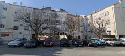 Apartamento t2 amplo na moita