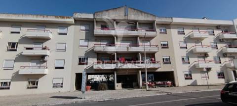 Apartamento t2 amplo na moita