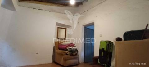 Casa com terreno em barretos/ beirã/ marvão