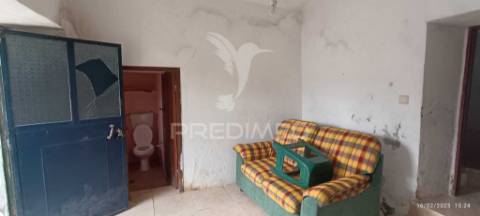 Casa com terreno em barretos/ beirã/ marvão