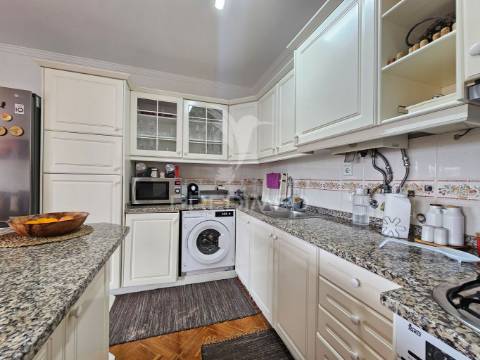 Apartamento t2 a 1 km da praia, em mira, coimbra