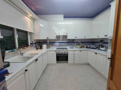 Vilamoura - moradia em condominio com piscina  / house with 3 bedrooms