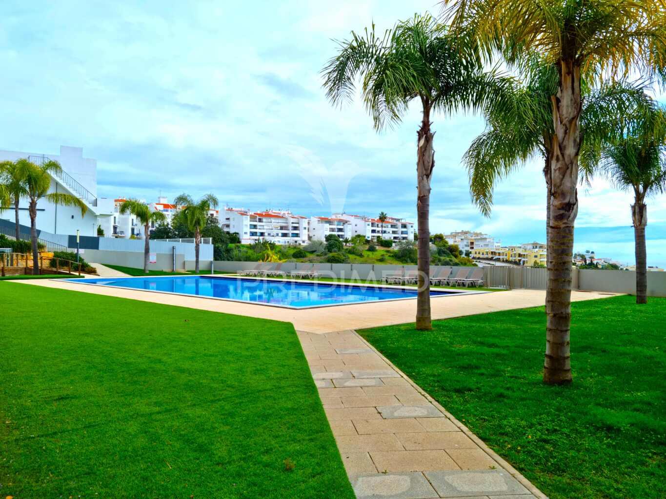 Apartamento t3 luxuoso - vista mar - albufeira