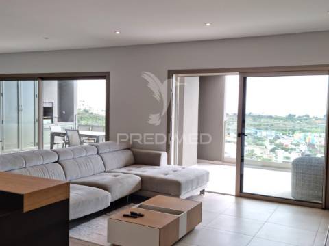 Apartamento t3 luxuoso - vista mar - albufeira