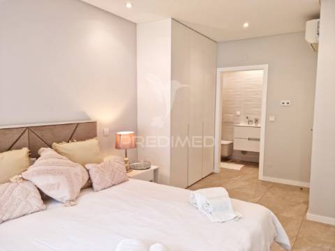Apartamento t3 luxuoso - vista mar - albufeira