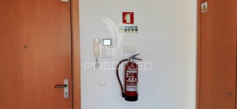 Escritório com vista rio e estacionamento - lisboa