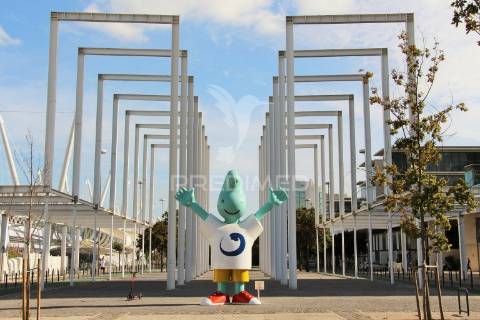 Escritório com vista rio e estacionamento - lisboa