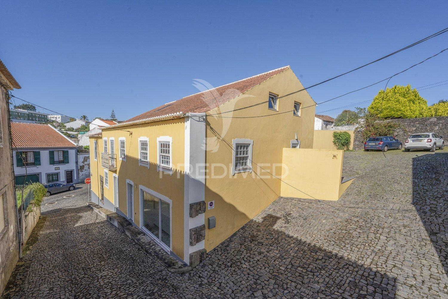 Residência exclusiva em angra do heroísmo