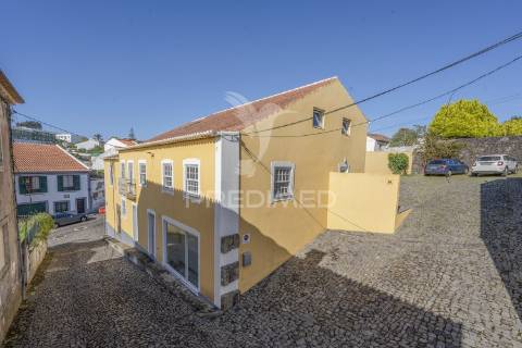 Residência exclusiva em angra do heroísmo