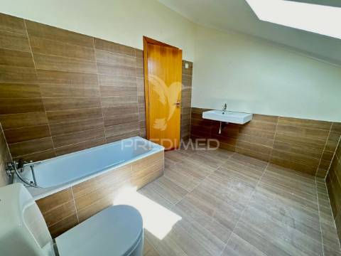 Moradia t3 em condomínio privado com piscina