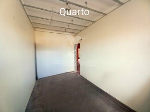 [remodelado] t2 amora - cruz de pau