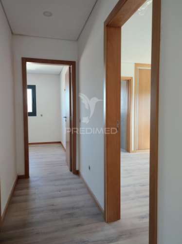 Apartamento t2, em construção em pedroso, vn gaia