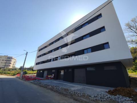 Apartamento t2, em construção em pedroso, vn gaia