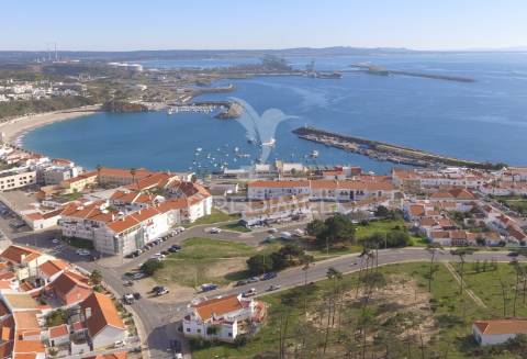 Restaurante pronto a explorar em sines