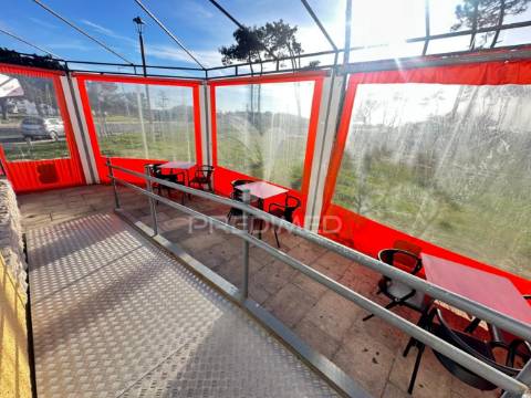 Restaurante pronto a explorar em sines