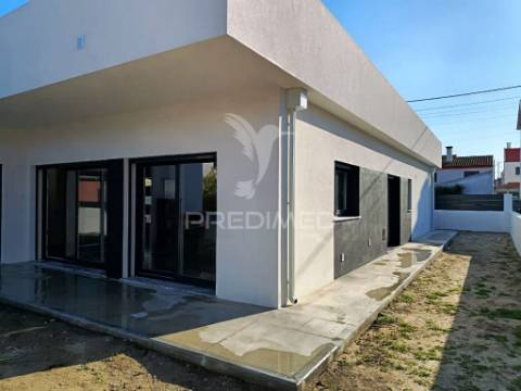 Moradia isolada térrea t3+1,  pinhal general - fernão ferro
