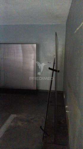 Garagem / armazém para arrendamento – 80m² – centro de massamá