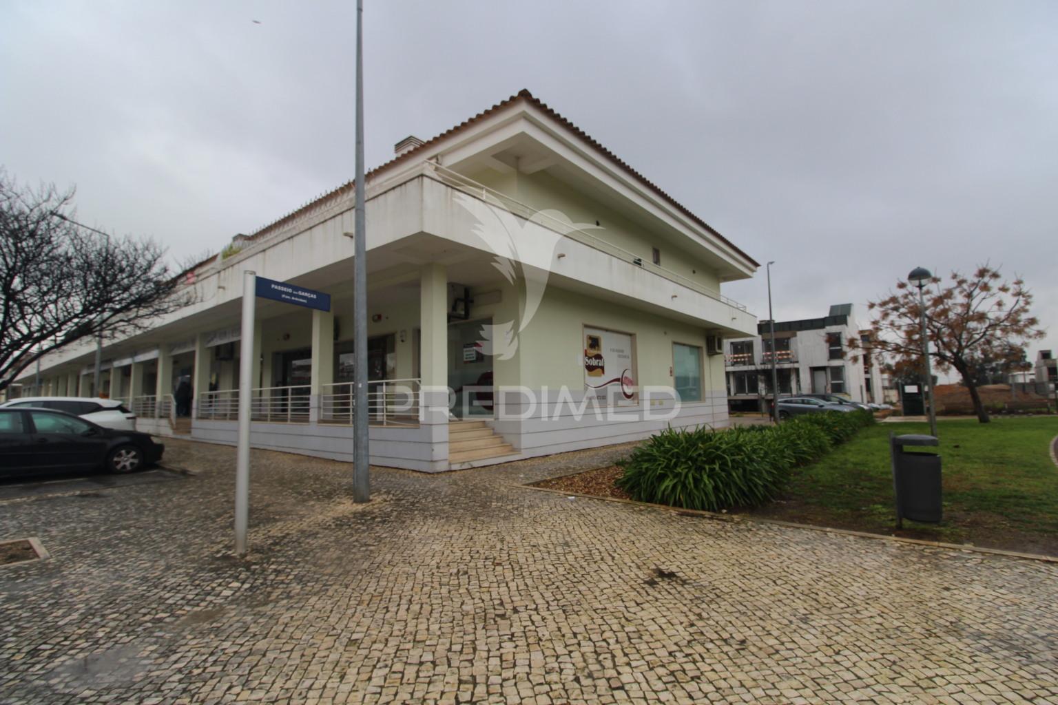 Loja com vitrinas grandes em são francisco