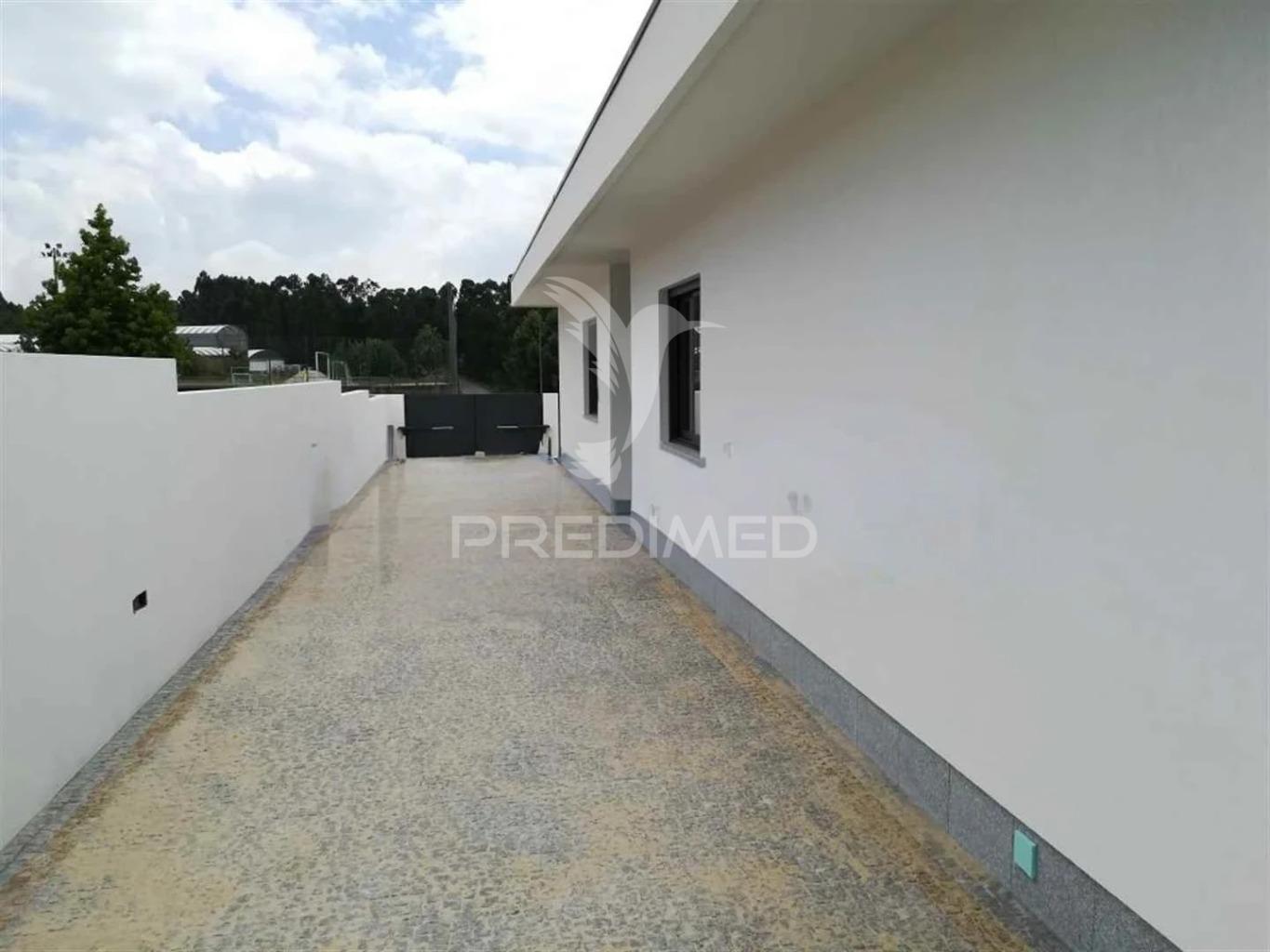 Moradia t3 geminada