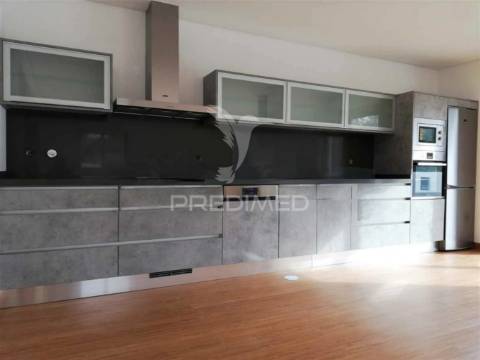 Moradia t3 geminada