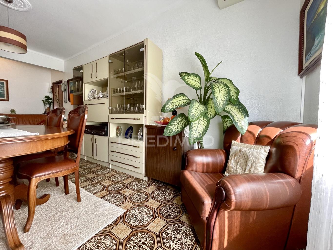 Apartamento t2 em vrsa