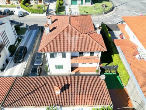 Moradia individual t4 em caldas das taipas