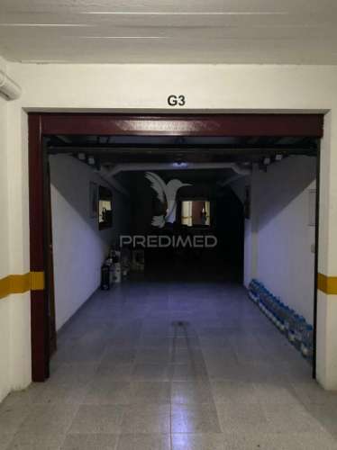 Garagem de 42m2 na castanheira do ribatejo