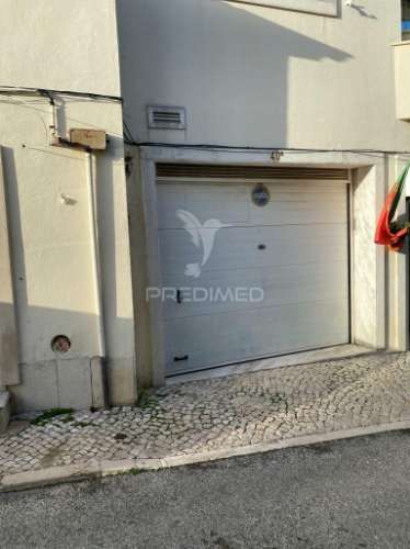 Garagem de 42m2 na castanheira do ribatejo