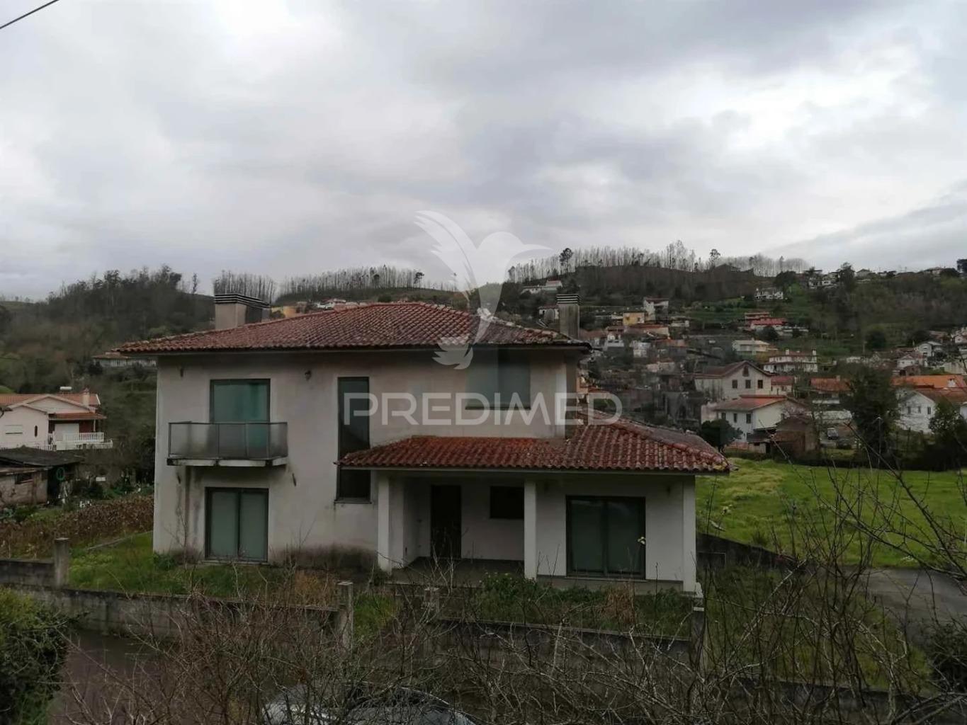 Moradia isolada t4