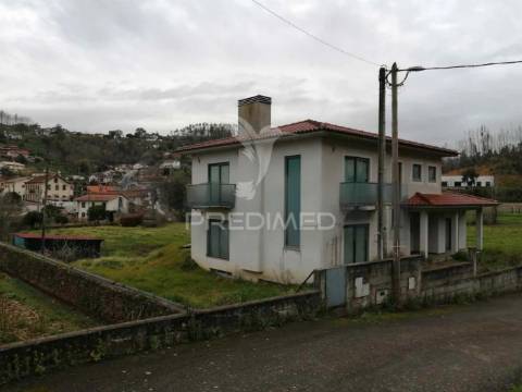Moradia isolada t4