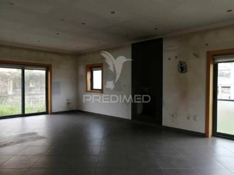 Moradia isolada t4