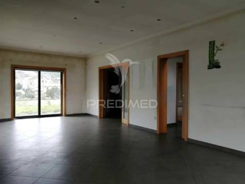 Moradia isolada t4