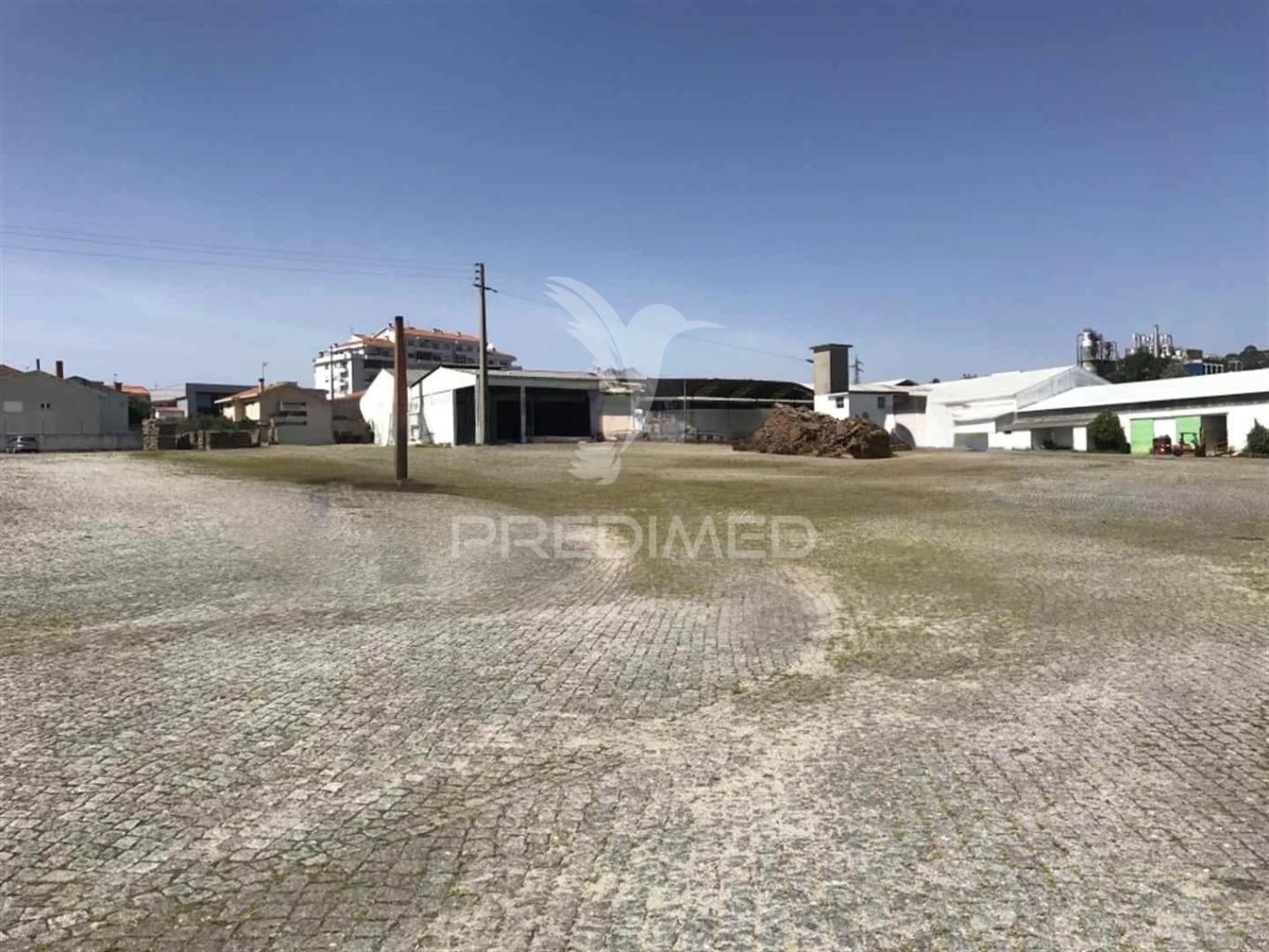 Armazém de 5.144 m2