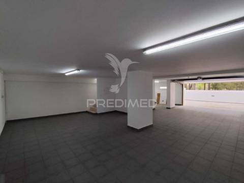 Moradia nova t4 com garagem pinhal conde da cunha