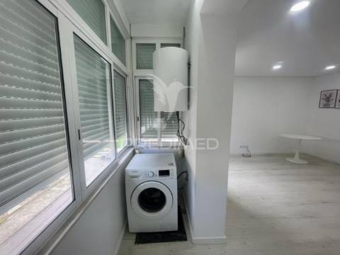 Apartamento t2 - remodelado -  centro do barreiro