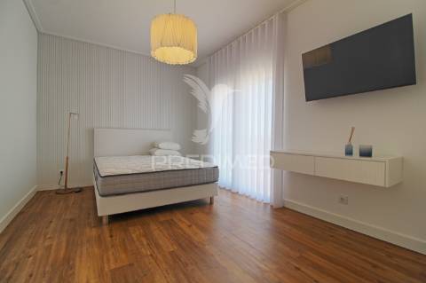 Luxuosa casa t5 nas quintinhas – o refúgio dos seus sonhos!